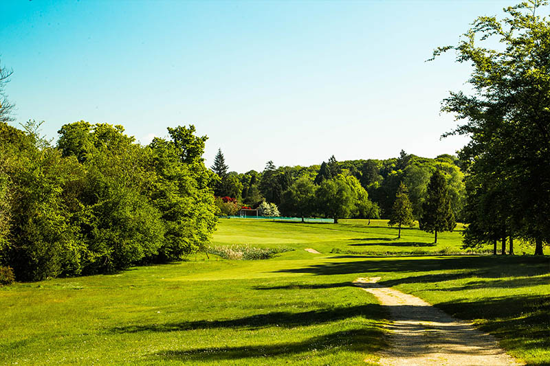 Gatton Manor golf club, Surrey, Dorking path